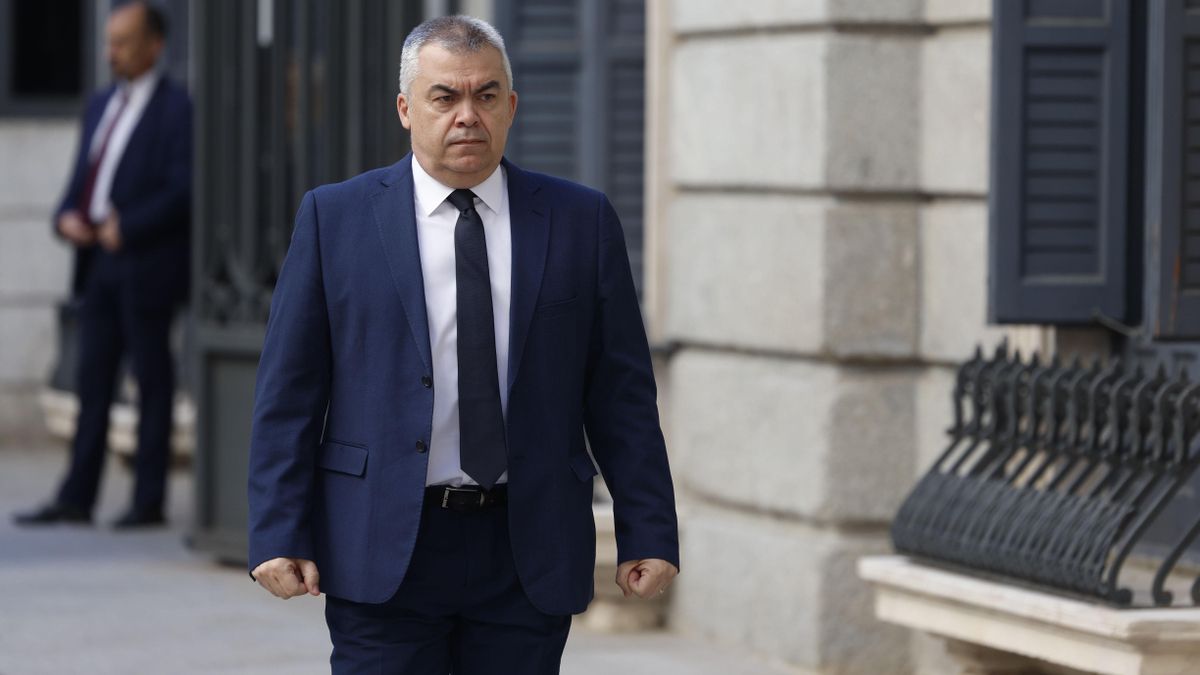Santos Cerdán llega al Congreso el miércoles para la sesión de control.