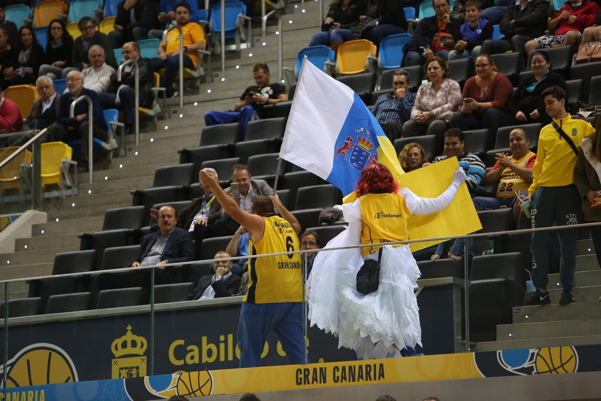 Partido entre el Herbalife Gran Canaria y Hapoel Jerusalen disputado en el Gran Canaria Arena. (Alejandro Ramos).