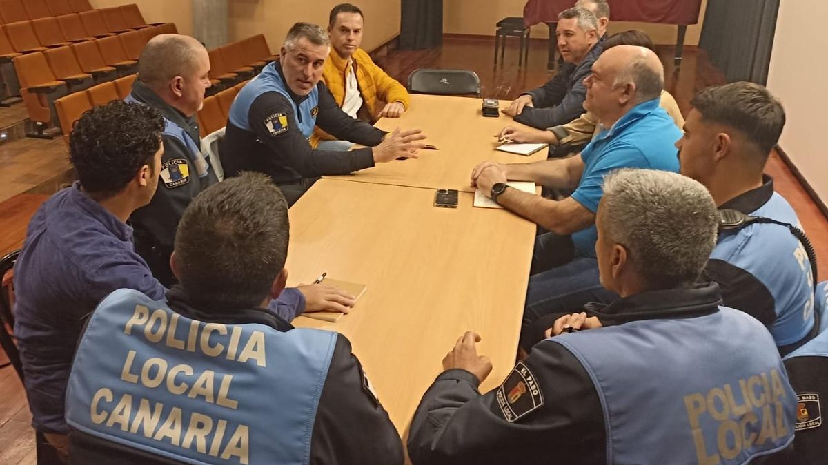 La Gerencia de Servicios Sanitarios de La Palma y la Federación de Jefes de Policía Locales de Canarias mejoran la coordinación institucional