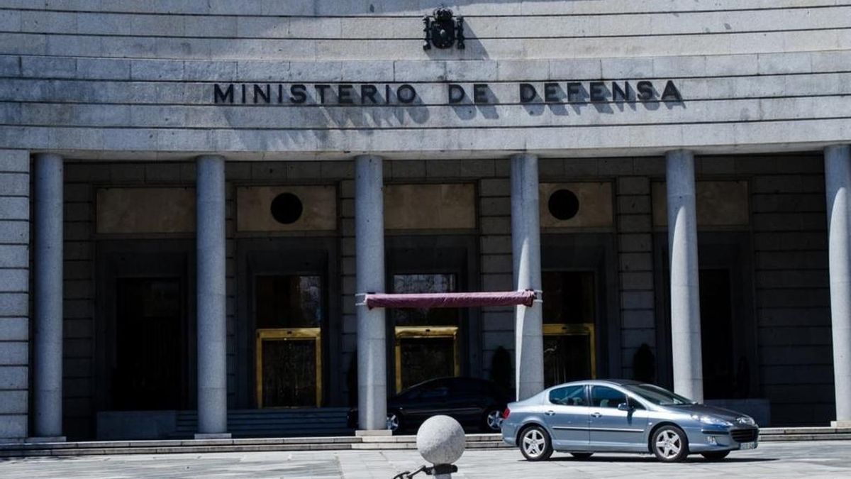 El Ministerio de Defensa contrata servicios de vigilancia de seguridad por 5,8 millones de euros