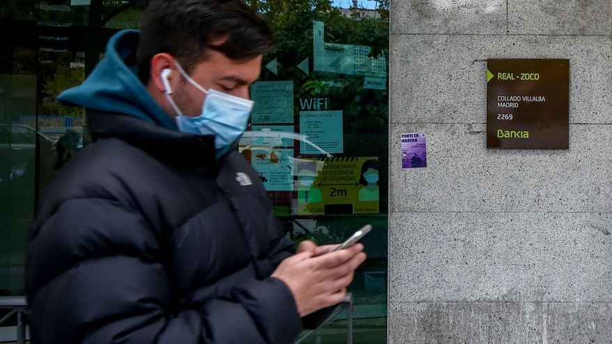 Un tribunal condena a seis años de cárcel a un empleado de Bankia por estafar millón y medio de euros a 33 ancianos