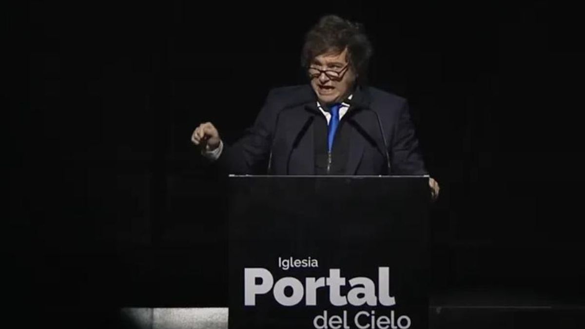 Milei en la inauguración de una iglesia evangélica en Corrientes.