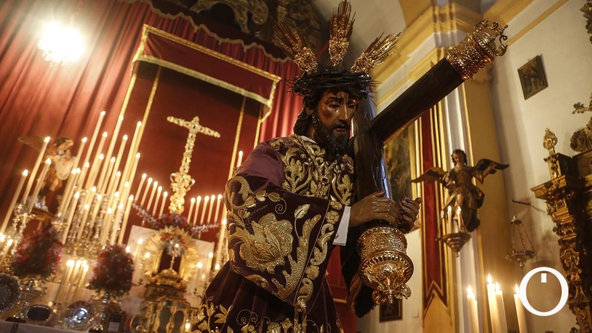 Besapiés de Nuestro Padre Jesús de Pasión