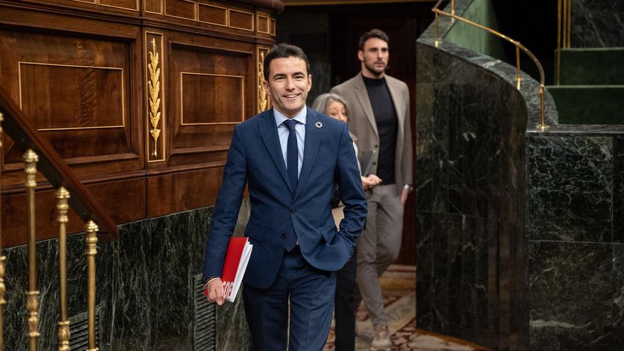 El secretario general del PSOE y diputado nacional, Pedro Casares