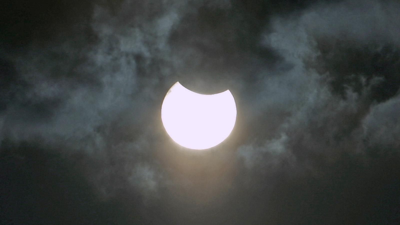 Eclipse de sol desde el sureste de Gran Canaria. (Alejandro Ramos)