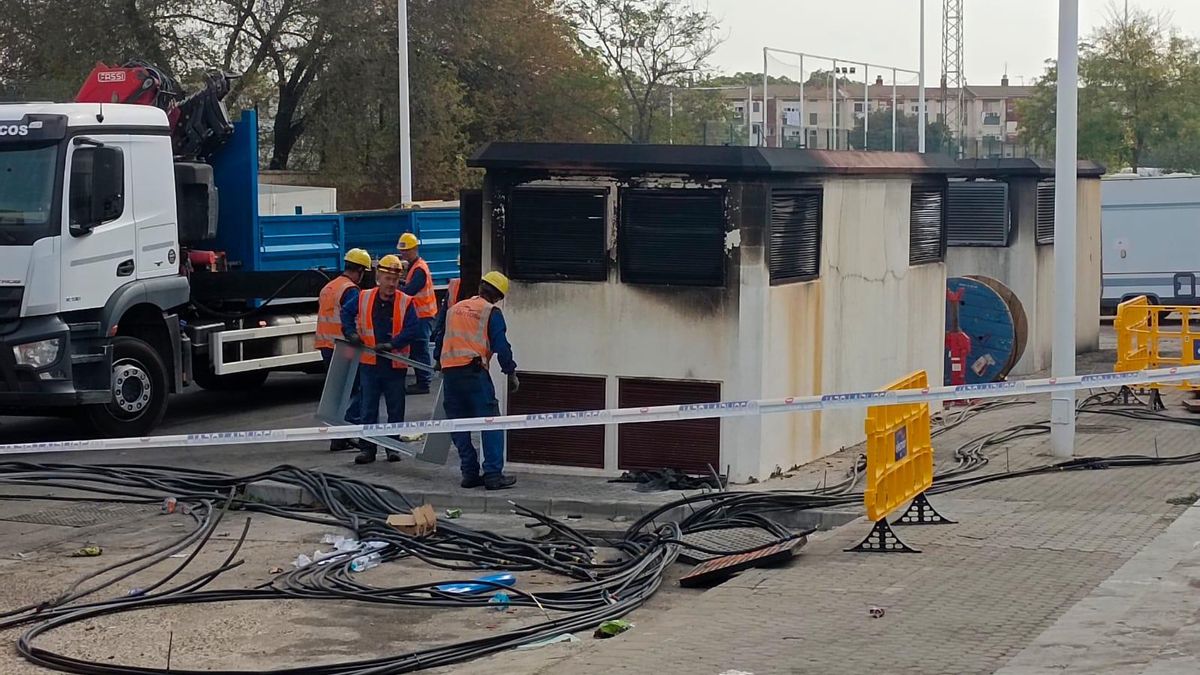 Arde un centro de transformación en el Polígono Sur por quinto año consecutivo
