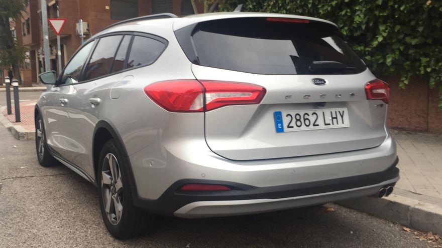 Este Focus 'campero' tiene detalles estéticos de tipo SUV y una suspensión elevada.