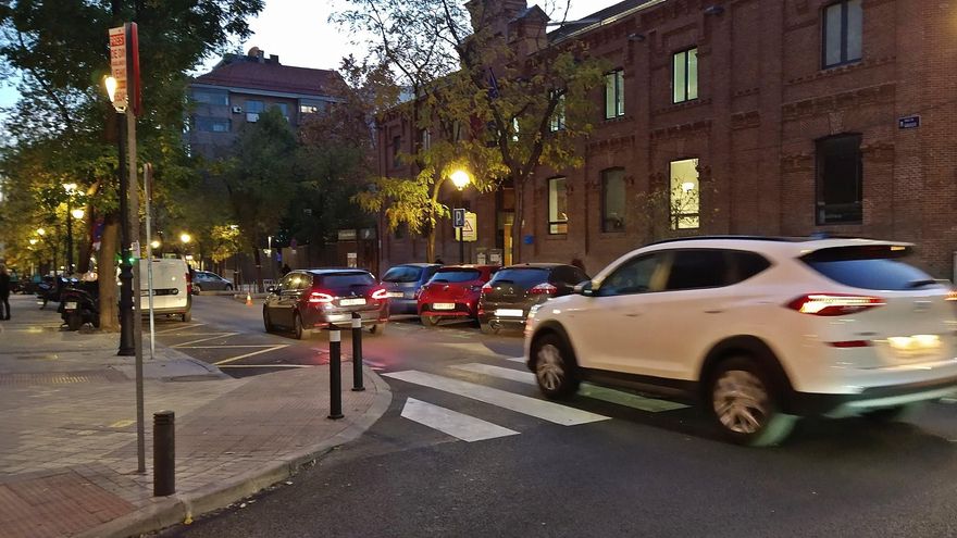 El Ayuntamiento evita reformar la polémica calle Galileo: tampoco habrá paso de cebra elevado