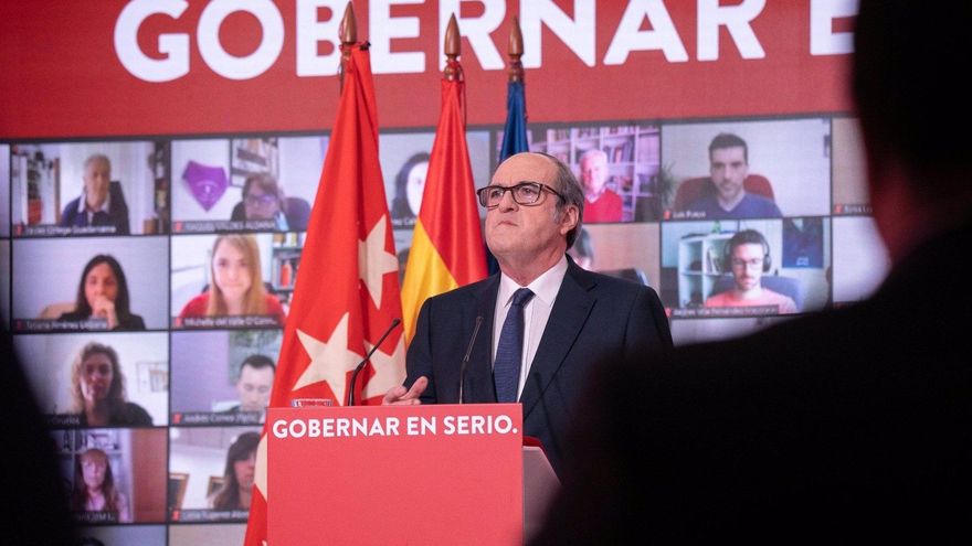 El candidato del PSOE a la Presidencia de la Comunidad de Madrid, Ángel Gabilondo, durante un encuentro virtual con alcaldes socialistas en la sede del PSOE, en Ferraz.