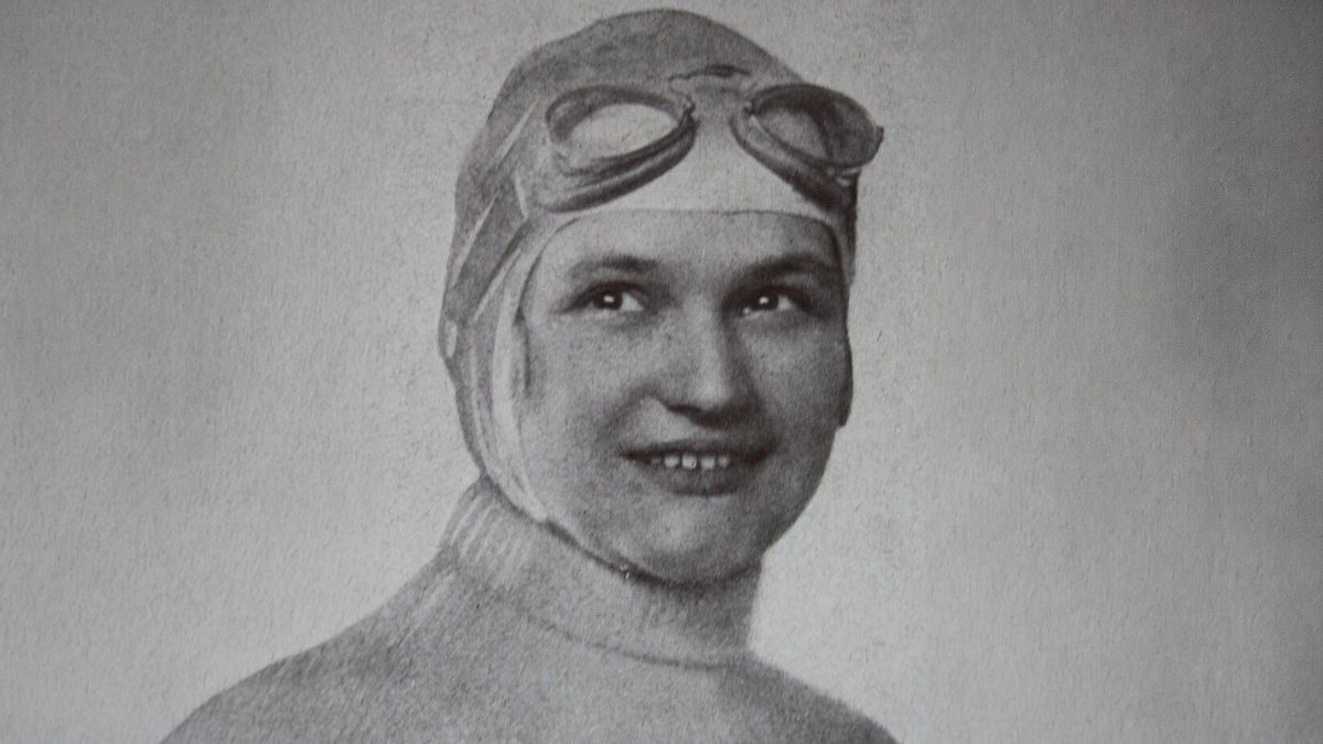 Se sacó el carnet de conducir en secreto y acabó marcando época en las carreras con Bugatti: la historia de Elisabeth Junek