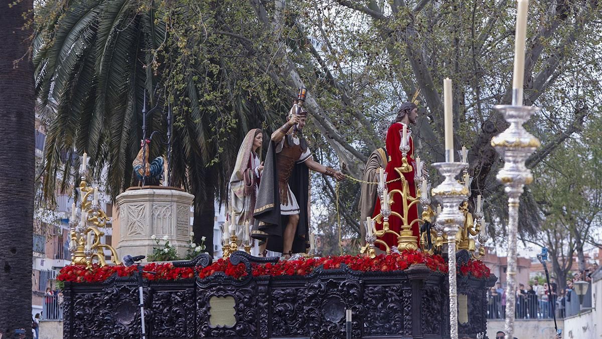 Salida de la hermandad de la Bondad