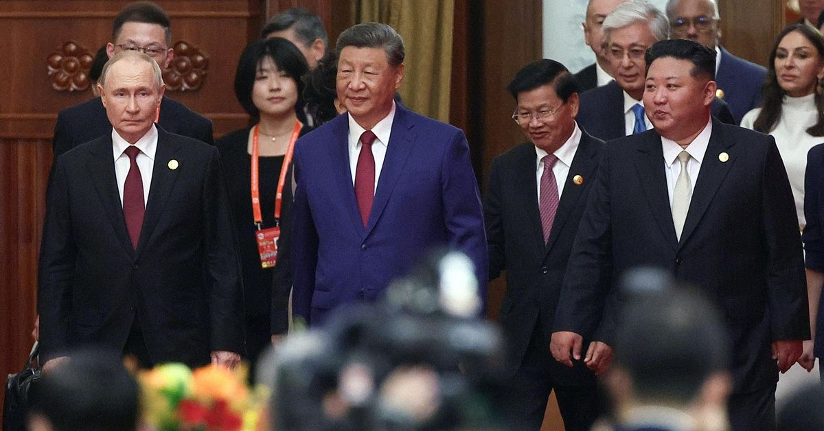 “Vivir hasta 150 años”: un micro abierto capta a Putin y Xi Jinping charlando sobre inmortalidad y trasplantes de órganos