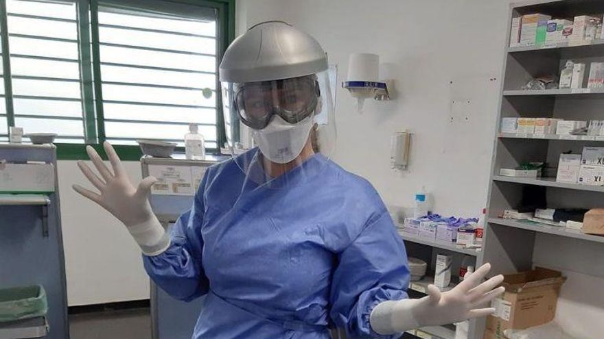 Yanire Caraballo, enfermera de la Unidad COVID del Hospital Doctor José Molina Orosa