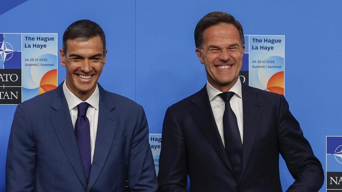 El secretario general de la OTAN, Mark Rutte, junto a Pedro Sánchez.