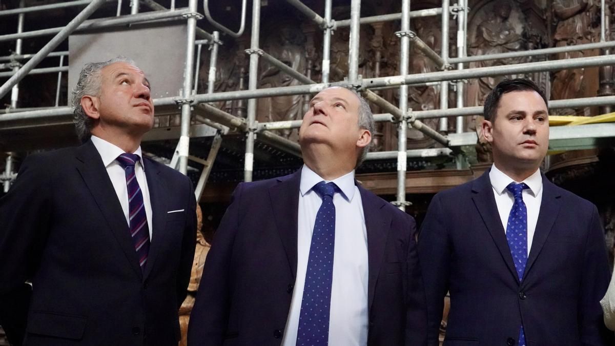 El ministro de Industria y Turismo, Jordi Hereu, visita el Parador de León.