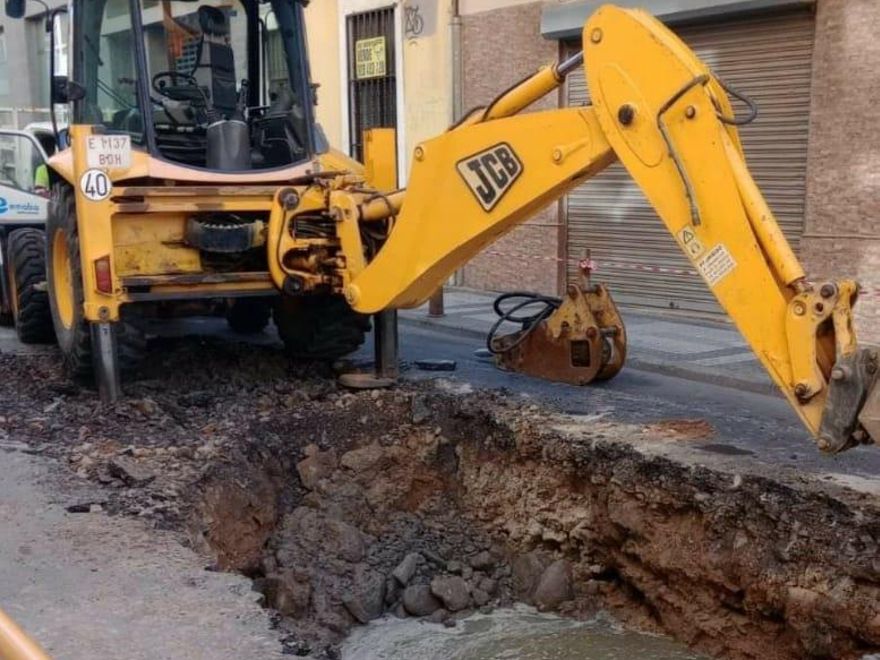 Rotura de tubería en Guanarteme