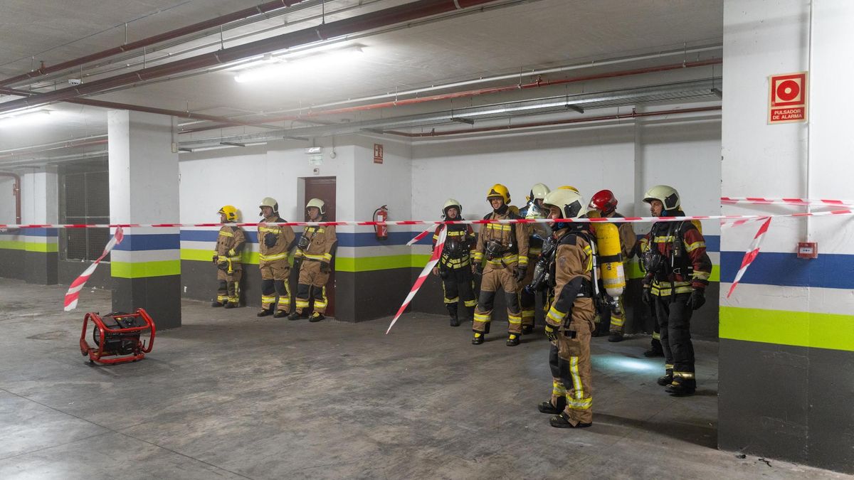 La Consejería de Presidencia forma a los bomberos de La Palma sobre intervención contra incendios en aparcamientos subterráneos