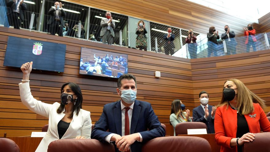 Ana Sánchez (PSOE) deja en manos de los 81 diputados de Castilla y León "perpetuar la corrupción" o apoyar al "líder indiscutible", Luis Tudanca