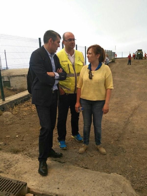 Fernando Clavijo, Anselmo Pestana y Nieves Lady Barreto.