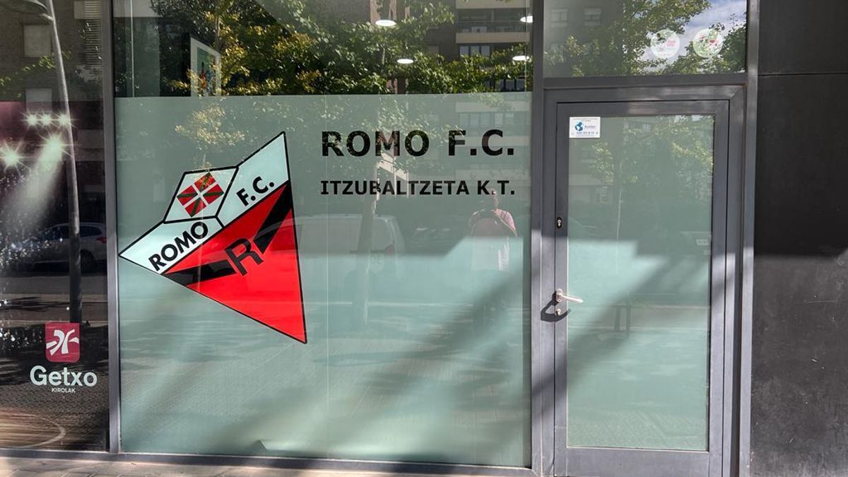 Detenido por delitos contra la libertad sexual de menores un entrenador de un equipo de fútbol juvenil de Bizkaia