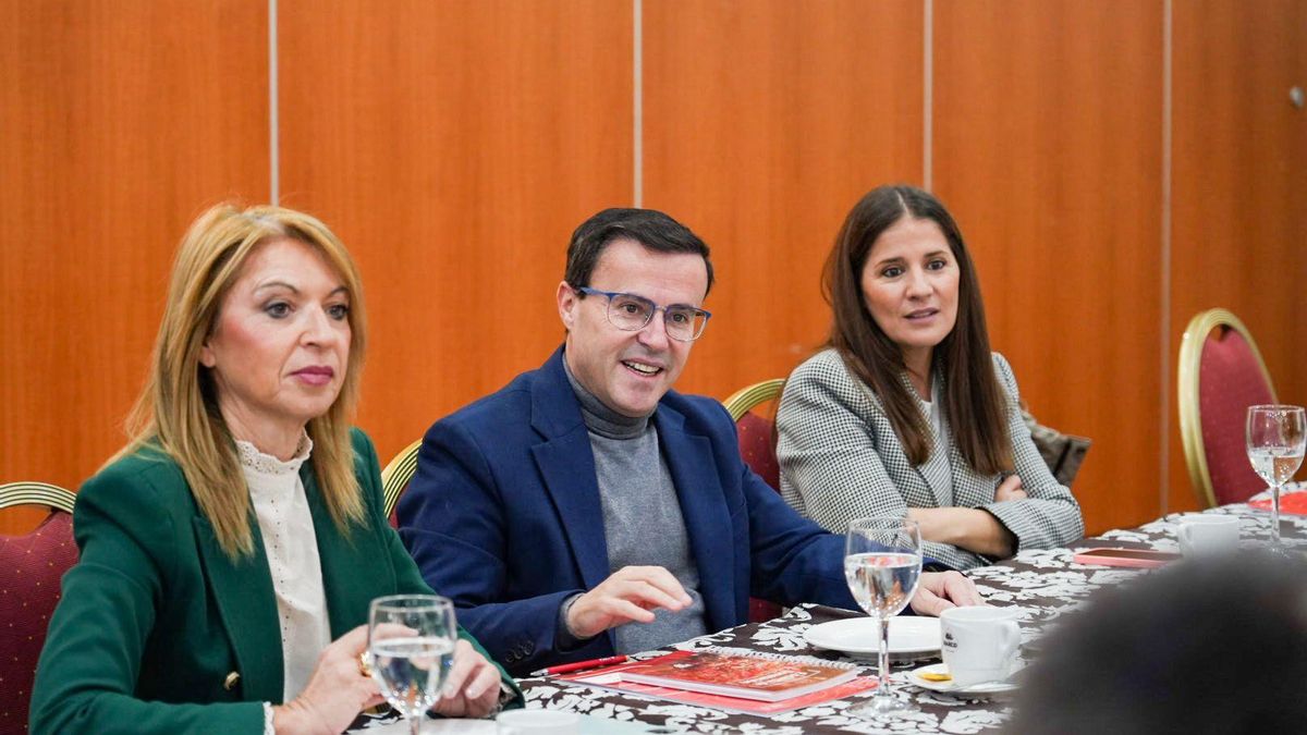 Miguel Ángel Gallardo: "El PSOE es el partido que más se parece a Extremadura, el del compromiso"