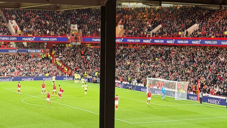 El Arsenal celebra el gol del triunfo frente a su afición