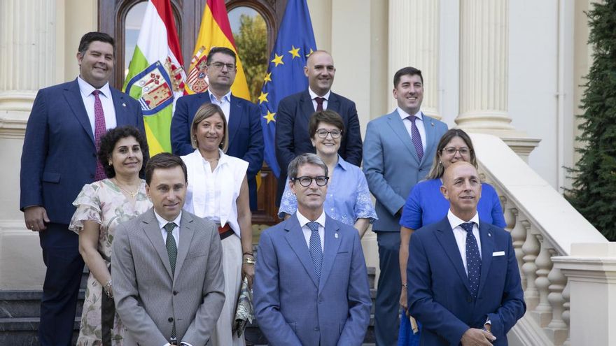 Capellán destaca la necesidad de "cabeceras de comarca fuertes" y les reparte 3,45 millones de euros