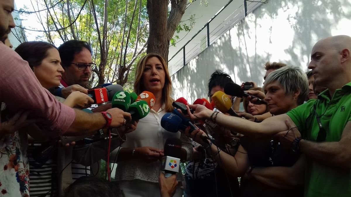 Susana Díaz pide "dejar actuar" a la gestora del PSOE y asegura que "ahora no toca" hablar de la investidura