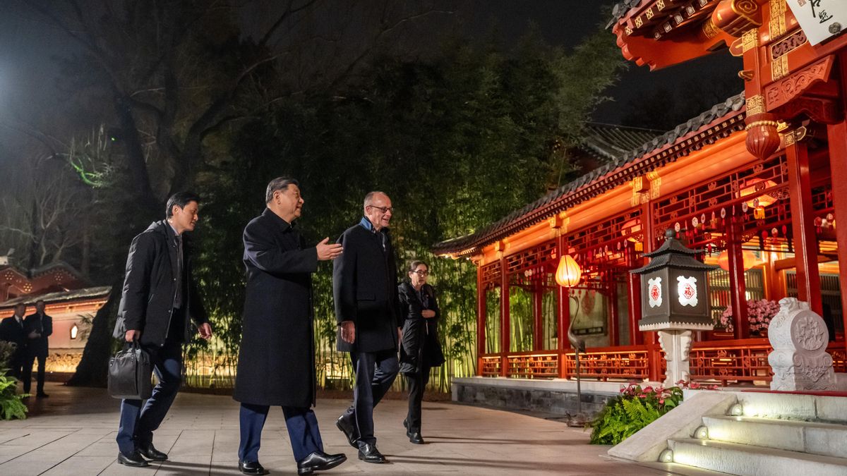 Xi y Merz acuden a cenar en la visita del canciller alemán a China en febrero.