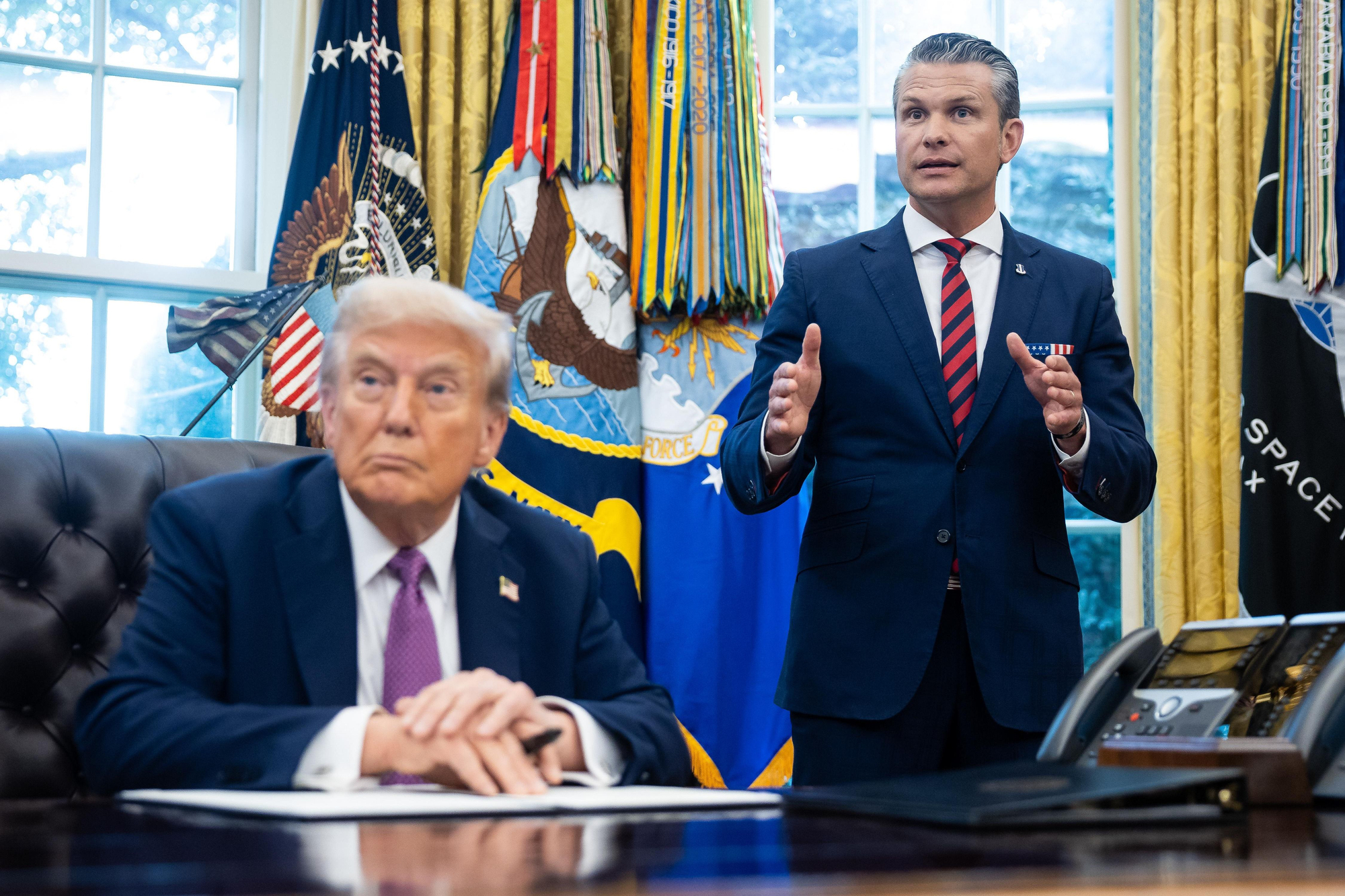 Hegseth, junto a Trump, en una comparecencia en el Despacho Oval
