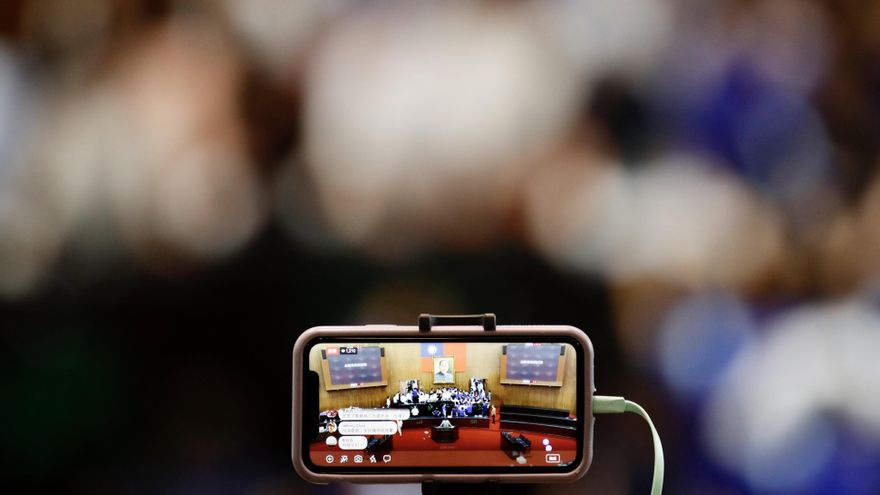 Los Premios MoJo Innova UOC-EFE se renuevan con nuevas categorías en su cuarta edición