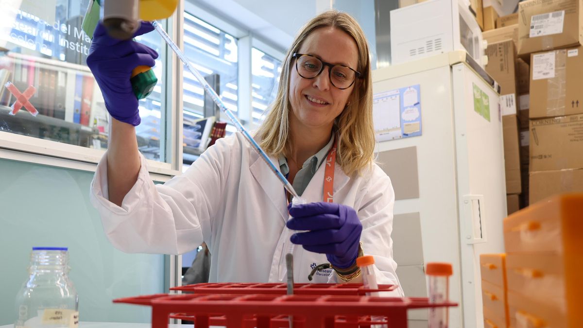 Clara Montagut, líder del Grupo de Medicina de Precisión en Cáncer Colorrectal del Hospital del Mar, que trabaja con biopsias líquidas.
