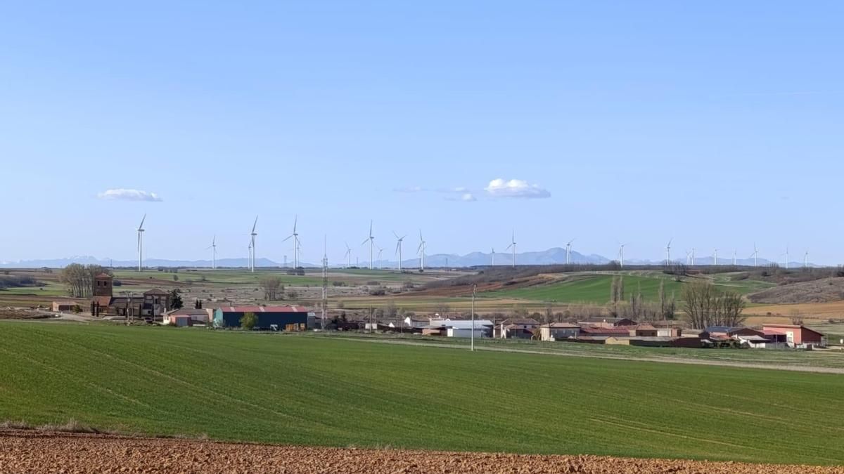 El pueblo de León que lleva semanas incomunicado después de que una tormenta interrumpiese el servicio