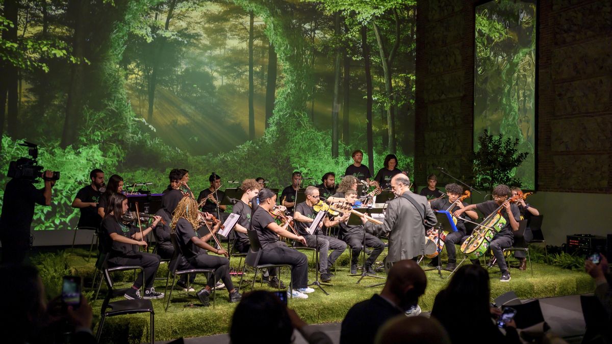 La orquesta 'La música del reciclaje'