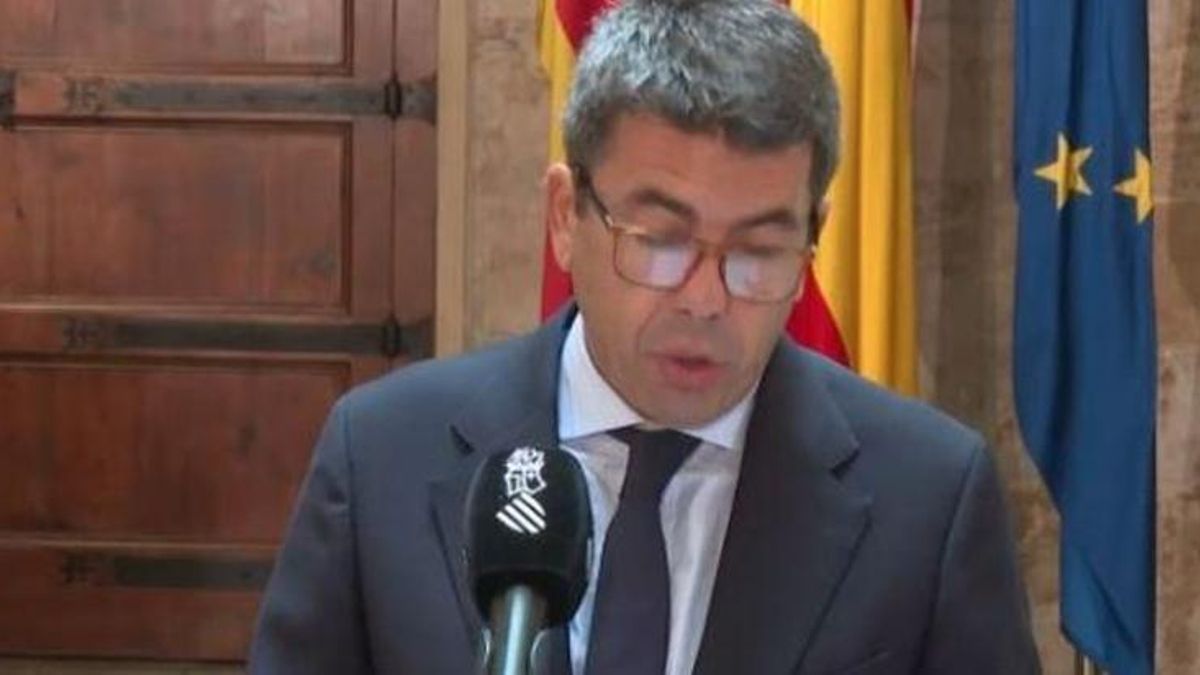 Mazón dio la mañana de la dana información desactualizada con un retraso de más de una hora