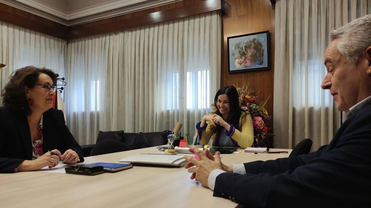 A vueltas con la zona de bajas emisiones en Zaragoza: PP y Vox acuerdan ahora que una consultora "estudie" la propuesta