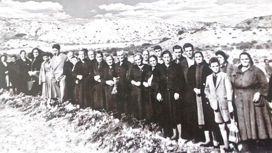 Un paseo recordará este domingo la ruta que hacían las 'mujeres de negro' de Villamediana a La Barranca