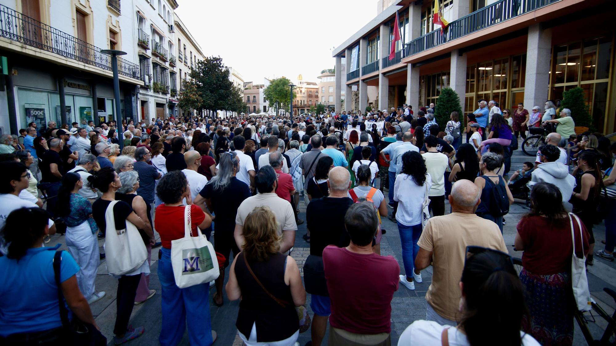 Concentración por la muerte de Maricarmen