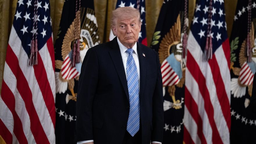Trump da un nuevo bandazo y suspende la operación para desbloquear Ormuz ante los "avances" con Irán "para un acuerdo completo"
