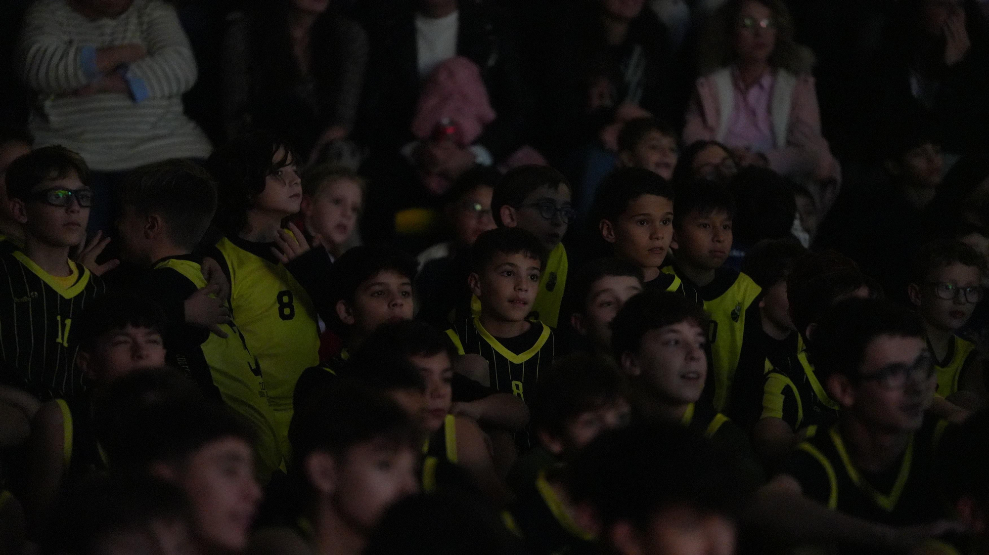 Presentación de los equipos de baloncesto y gimnasia rítmica del Colegio Virgen del Carmen