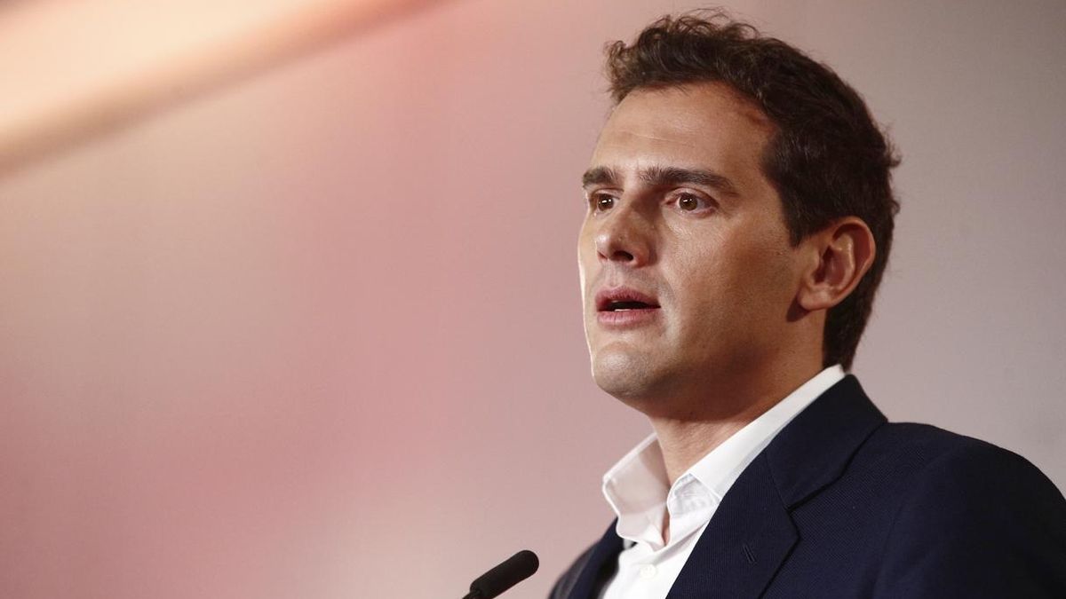 Rivera descarta España Suma y minimiza la crisis interna de su partido