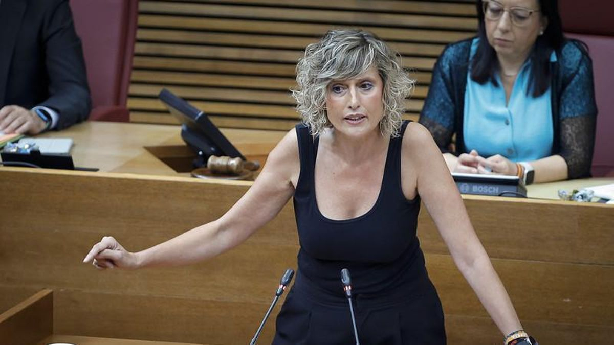 Compromís exige a la directora de Artes Escénicas que dimita si quiere opositar a una plaza en el área que codirige