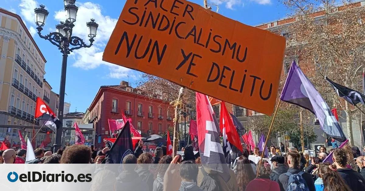 La campaña internacional proindulto a 'Las 6 de La Suiza' arranca con la firma del magistrado emérito Martín Pallín
