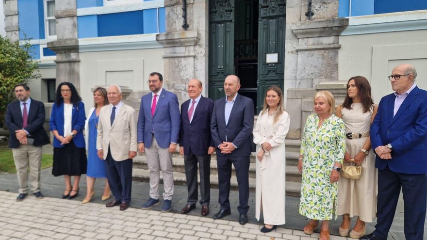 Barbón, frente a los discursos xenófobos: “Asturias, que fue y sigue siendo tierra de emigrantes, es ahora de acogida"