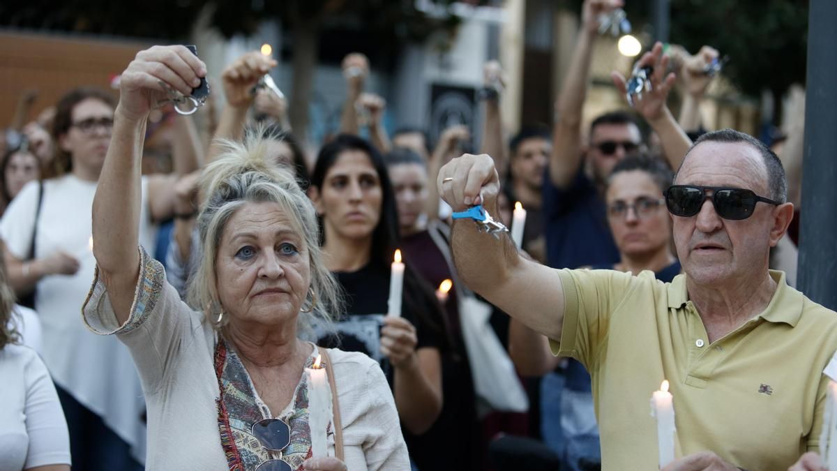 Concentración por la muerte de Maricarmen