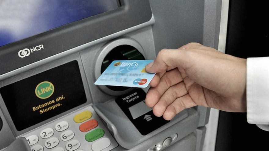 Mañana los bancos no atenderán al público por la celebración del Día del Trabajador Bancario