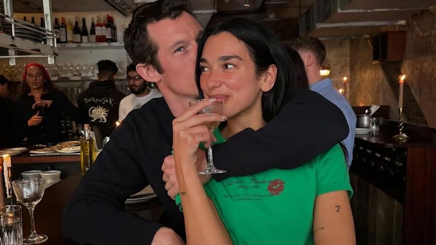 La novela ganadora de un Pulitzer que unió a Dua Lipa y Callum Turner y que se convertirá en serie: “Estamos en la misma página”