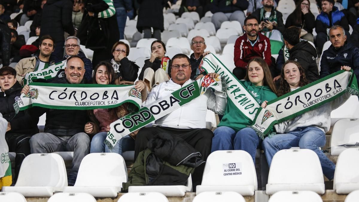 Grada Blanquiverde del Córdoba CF - Cádiz CF