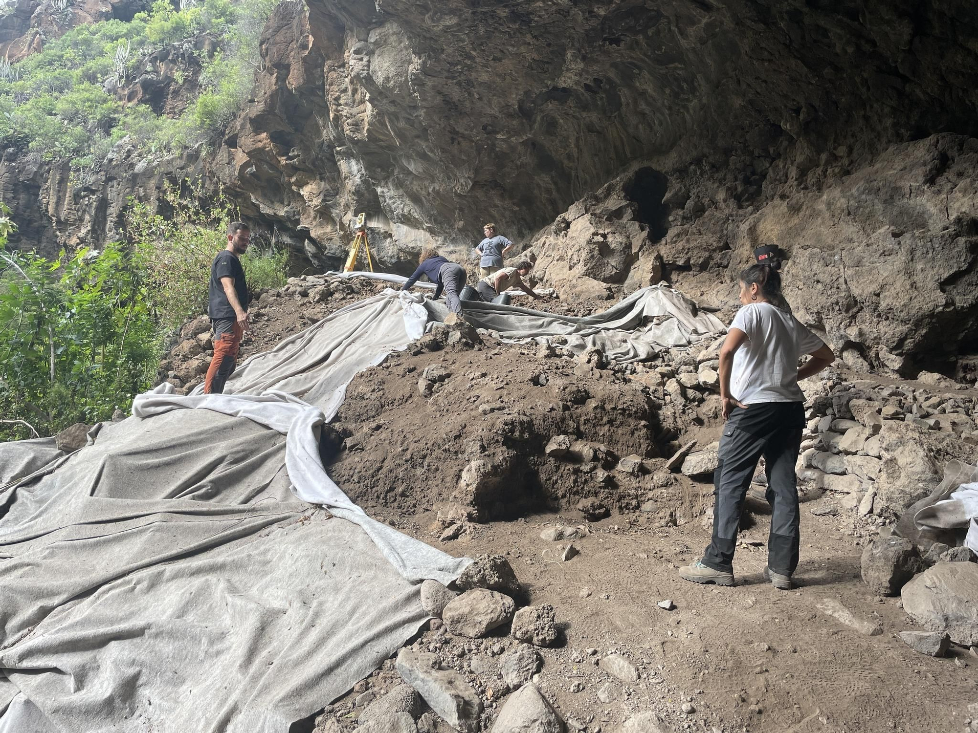 lmagen de archivo de las excavaciones en el Área C de la Cueva del tendal el 20 de enero de 2024.
