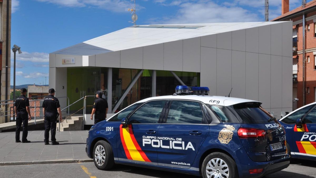 Policía Nacional en Astorga, imagen de archivo.